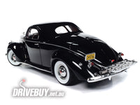 
              Auto World 1937 Lincoln Zephyr 1/18
            