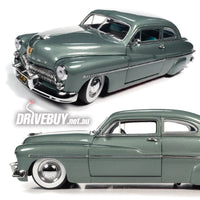 
              Auto World 1949 Mercury Eight Coupe 1/18
            