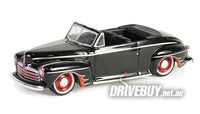 
              Greenlight California Lowriders 1947 Ford Deluxe Convertible 1/64
            