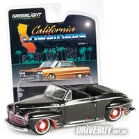 
              Greenlight California Lowriders 1947 Ford Deluxe Convertible 1/64
            