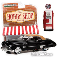 
              Greenlight Hobby Shop 1949 Buick Roadmaster + Gas Pump 1/64
            