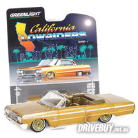 
              Greenlight California Lowriders 1964 Chevy Impala Convertible in Gold 1/64
            