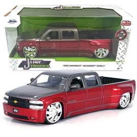 JADA Just Trucks 1999 Chevy Silverado Dually Red w/ KMC Wheels 1/24