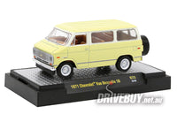 
              M2 Machines 1971 Chevy Beauville 10 Van 1/64
            