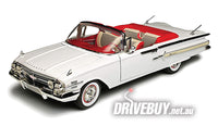 
              MotorMax 1960 Chevy Impala Convertible 1/18
            